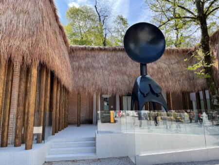 Venice Biennale: war, women and children first. A very dense journey through the biggest contemporary art exhibition in the world