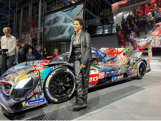 Julie Mehretu at full speed: from the 24 Hours of Le Mans circuit to Venice, the  painter expresses the impossible